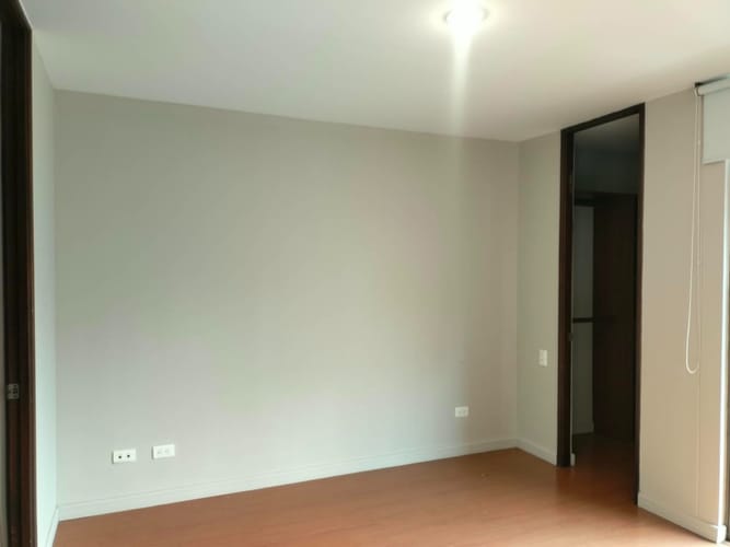 Apartamento de 2 alcobas en arriendo en Patio Bonito, Medellín, 74 m² · foto 7 de 12
