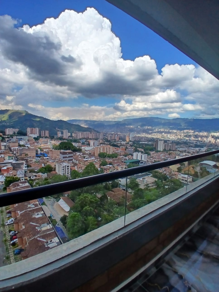 Apartamento en arriendo en Centro, La Estrella · foto 4 de 18