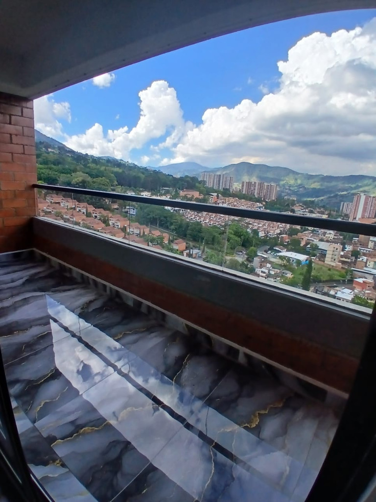 Apartamento en arriendo en Centro, La Estrella · foto 18 de 18