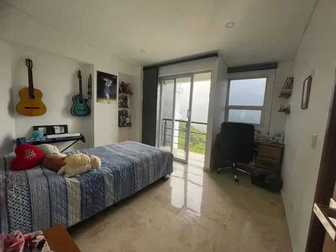 Casa de 5 alcobas en venta en El Convento, Copacabana · foto 21 de 24