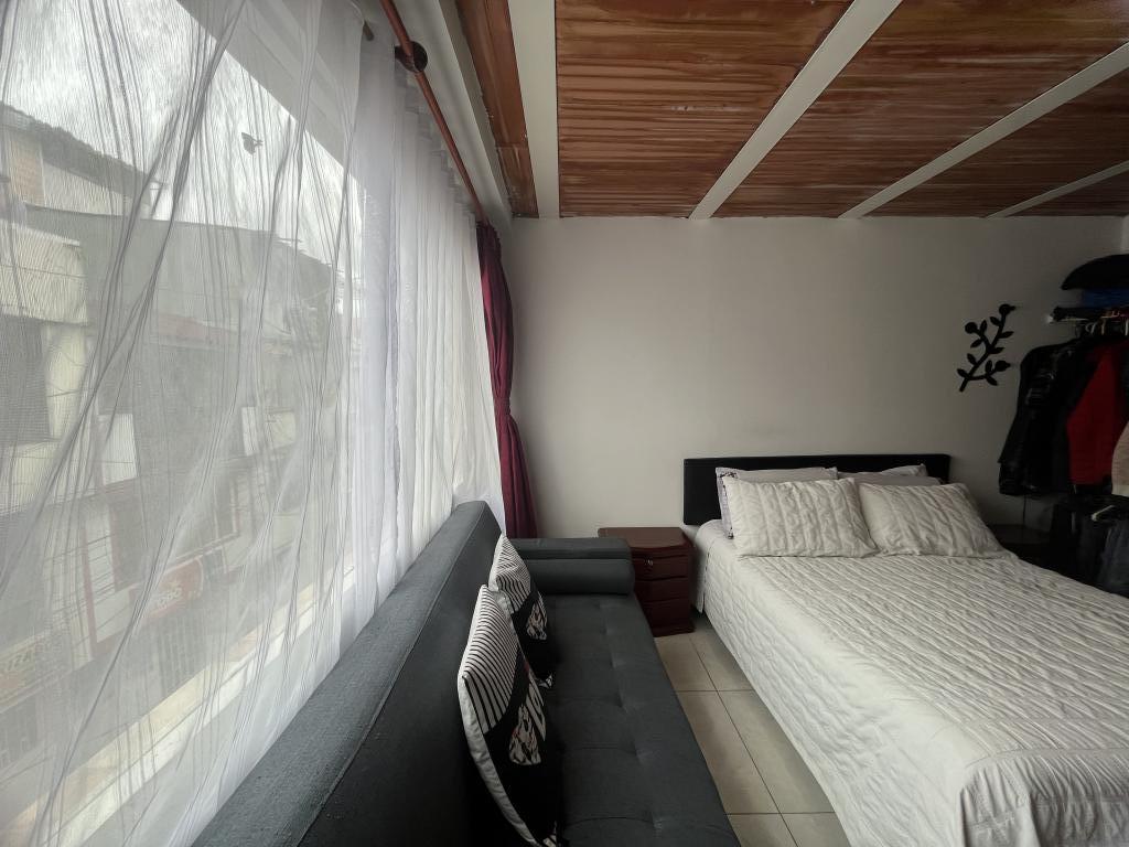 Casa en venta en Engativá, Bogotá · foto 5 de 24