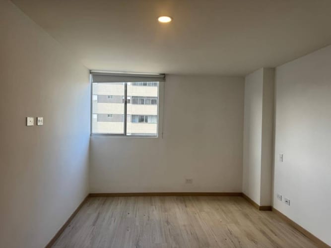 Apartaestudio en venta en El Poblado, Medellín, 46 m² · foto 8 de 13