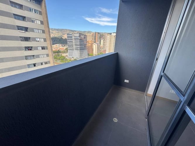 Apartaestudio en venta en El Poblado, Medellín, 46 m² · foto 13 de 13
