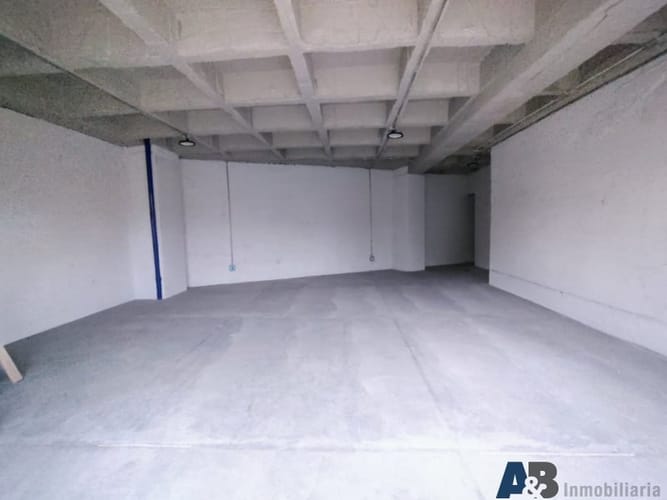 Bodega en arriendo en El Poblado, Medellín, 90 m² · foto 7 de 10