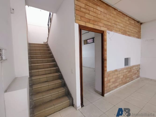 Bodega en arriendo en La Tablaza, La Estrella, 200 m² · foto 9 de 24