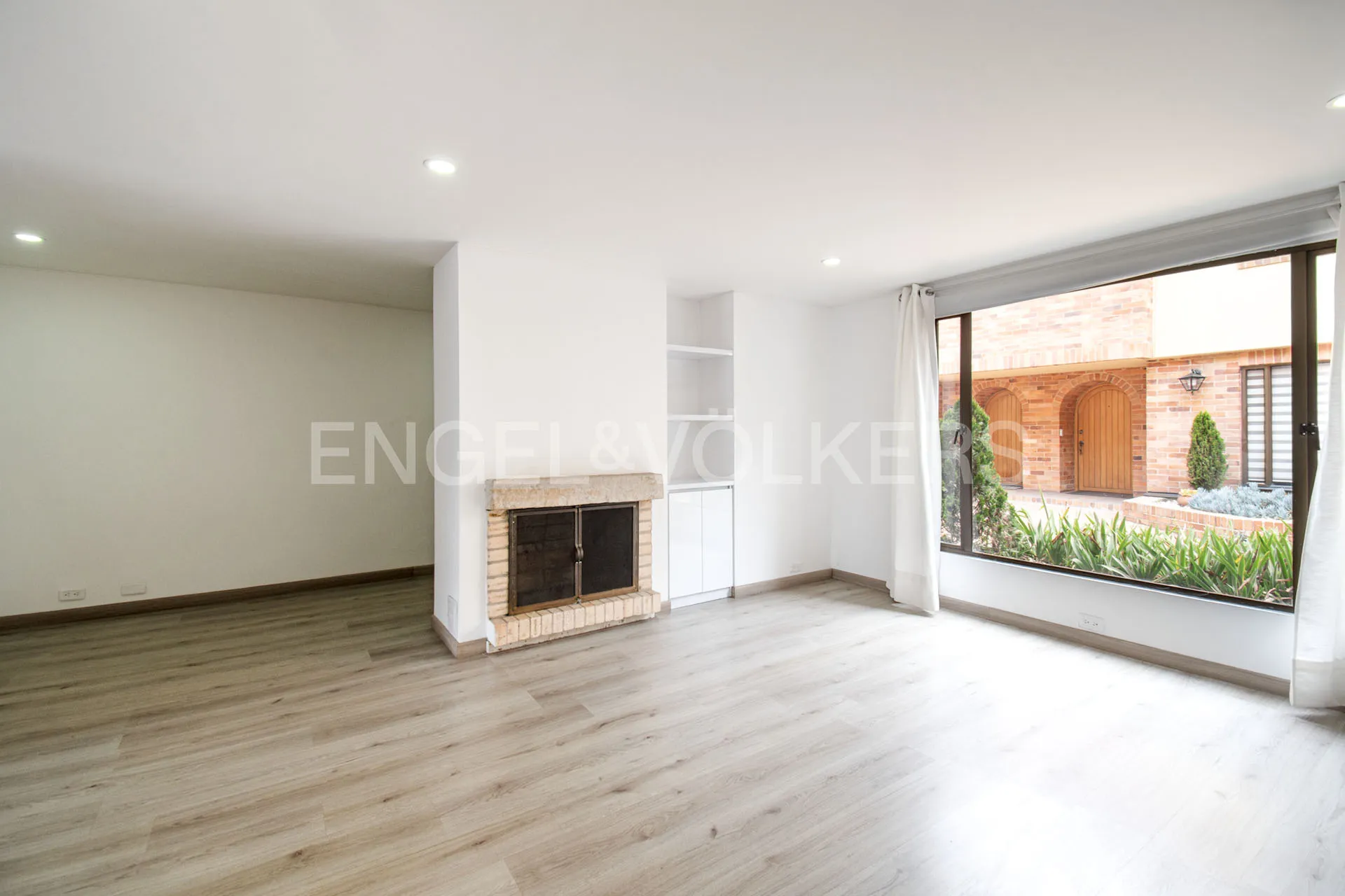 Casa en venta en Colina Campestre, Bogotá · foto 2 de 20