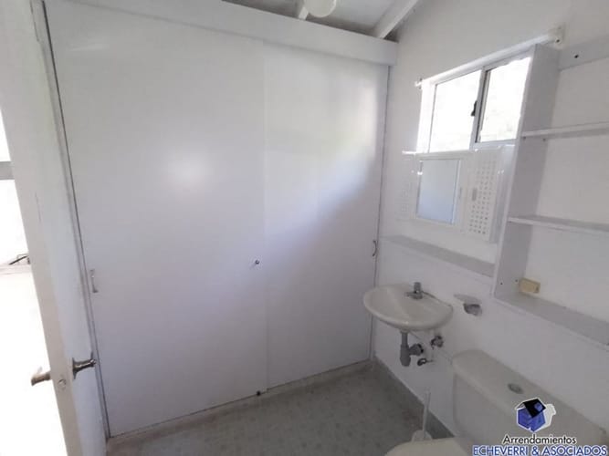 Casa de 2 alcobas en arriendo en La Mina, Envigado, 200 m² · foto 9 de 9