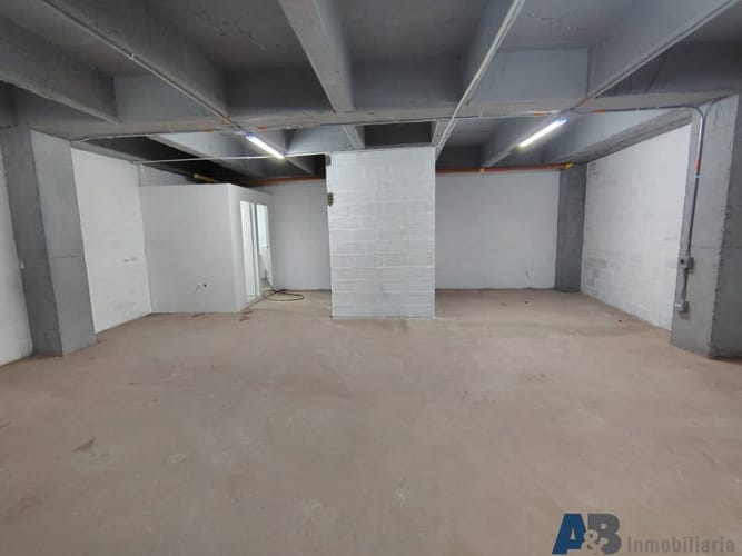 Bodega en arriendo en Centro, Itagüí, 150 m² · foto 7 de 12