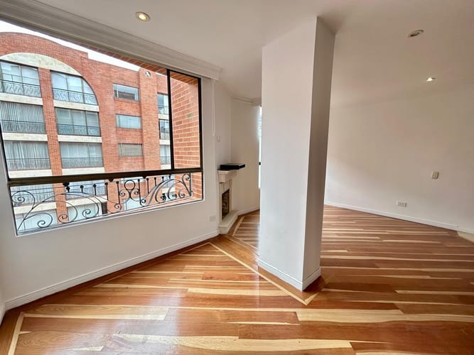 Apartamento de 3 alcobas en venta en Chico Norte, Bogotá, 110 m² · foto 10 de 15