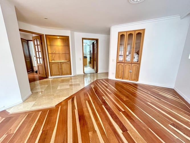 Apartamento de 3 alcobas en venta en Chico Norte, Bogotá, 110 m² · foto 11 de 15
