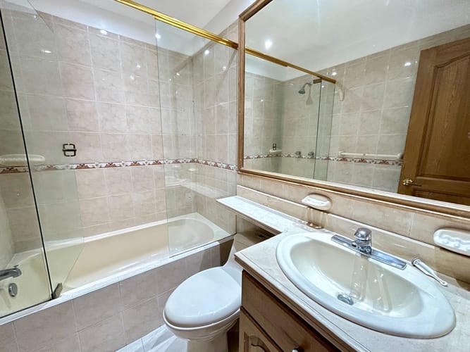 Apartamento de 3 alcobas en venta en Chico Norte, Bogotá, 110 m² · foto 12 de 15