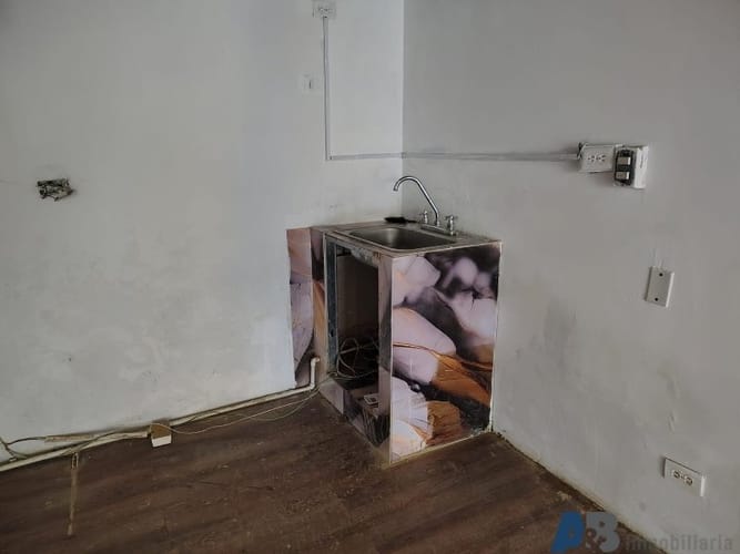 Local en arriendo en Patio Bonito, Medellín, 50 m² · foto 4 de 8