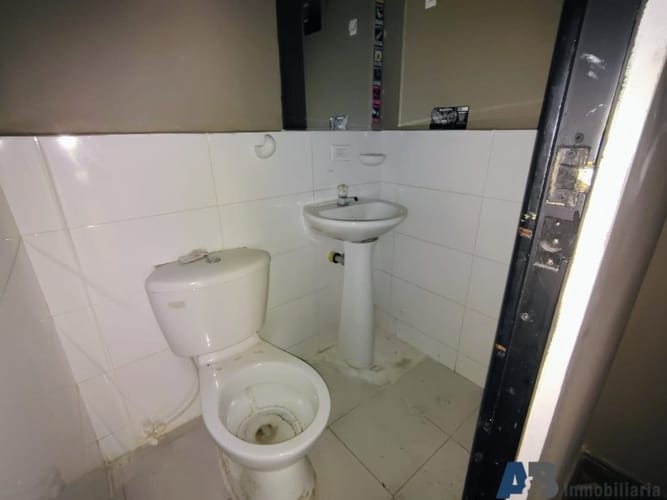 Local en arriendo en Patio Bonito, Medellín, 50 m² · foto 7 de 8