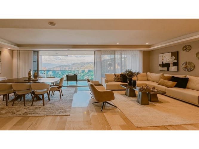 Apartamento de 3 alcobas en venta en El Poblado, Medellín, 224 m² · foto 13 de 24