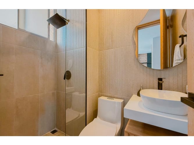 Apartamento de 3 alcobas en venta en El Poblado, Medellín, 224 m² · foto 24 de 24