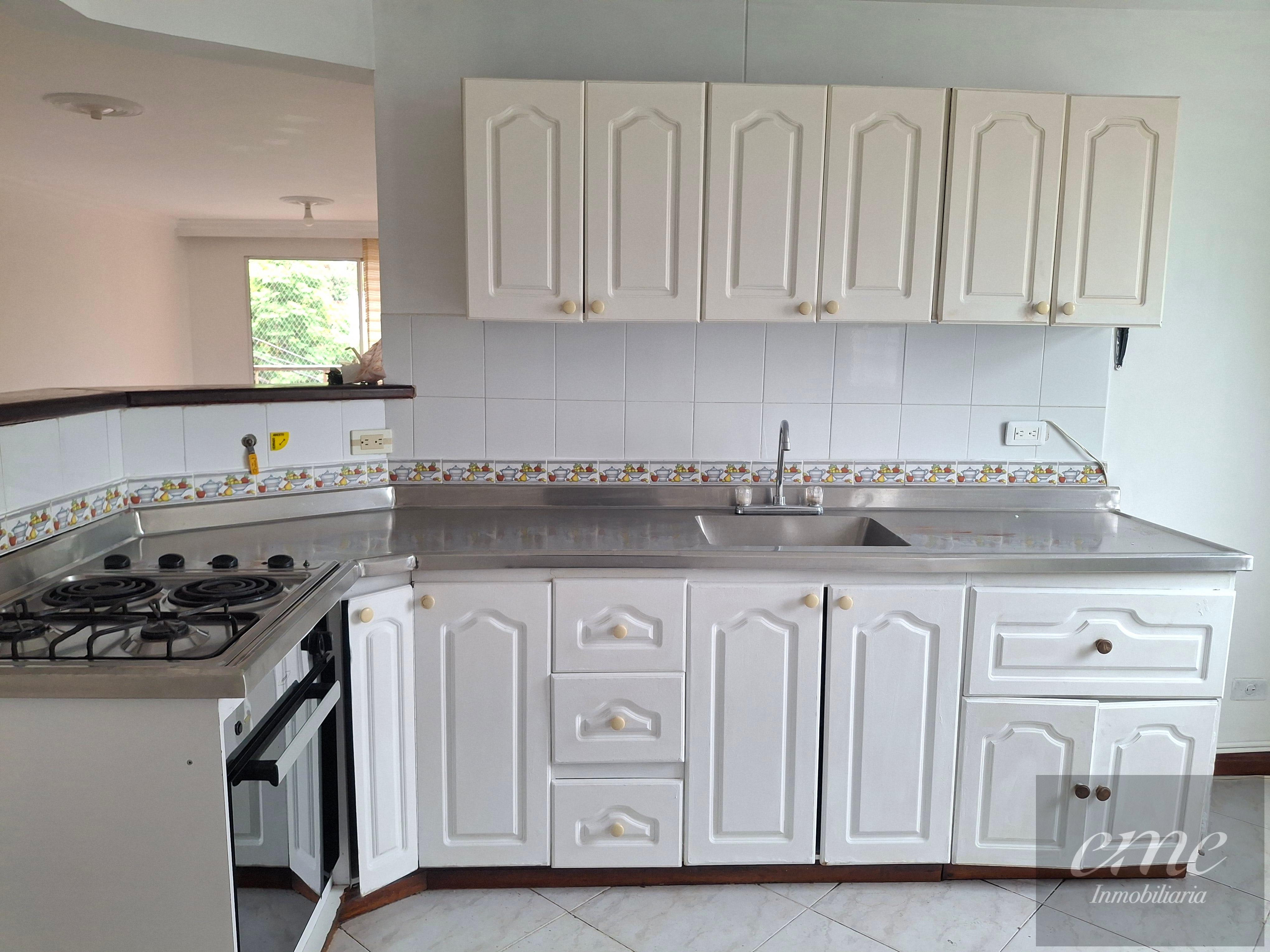 Apartamento en arriendo en Loma Linda, Envigado