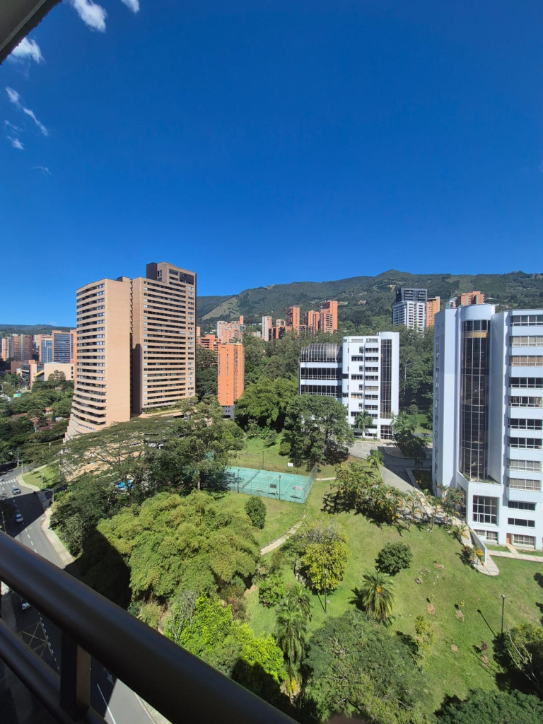 Apartamento en Arriendo en Los Balsos, Medellín