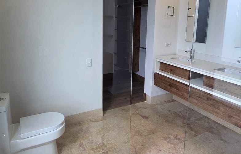 Casa de 5 alcobas en venta en Las Palmas, Envigado, 402 m² · foto 15 de 24