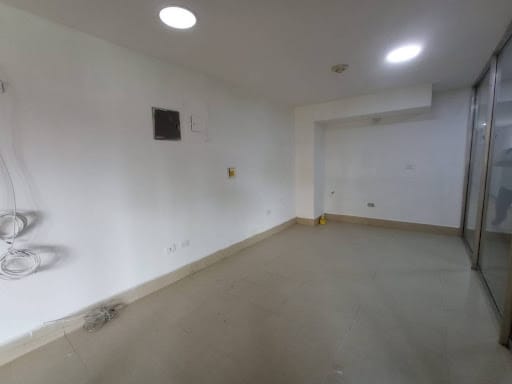 Local en arriendo en Niquia, Bello, 17 m² · foto 6 de 12