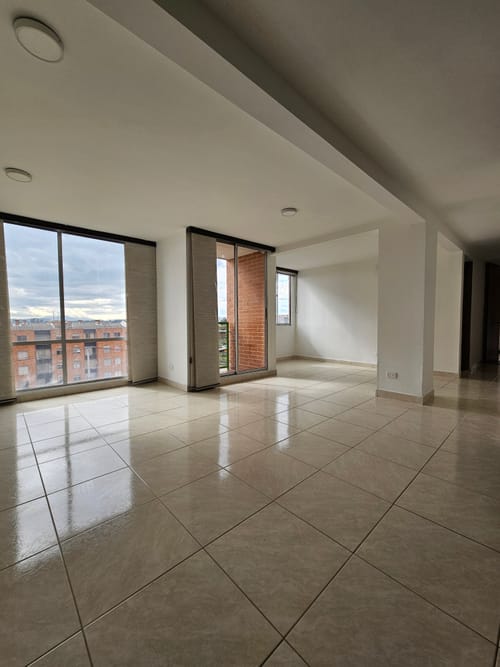Apartamento de 2 alcobas en arriendo en El Vergel Occidental, Bogotá, 60 m² · foto 4 de 9