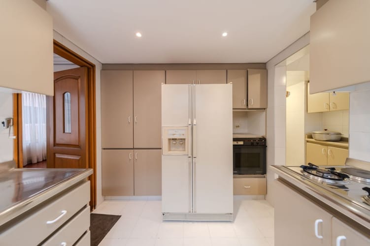 Apartamento de 2 alcobas en venta en Santa Barbara Central, Bogotá, 162 m² · foto 10 de 24