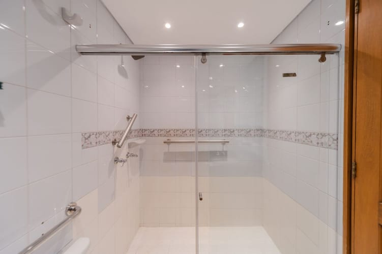Apartamento de 2 alcobas en venta en Santa Barbara Central, Bogotá, 162 m² · foto 20 de 24