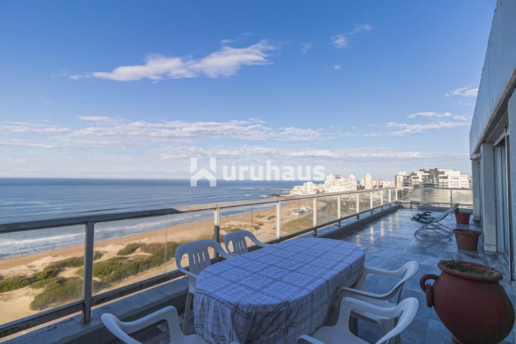 ALQUILER APARTAMENTO DOS DORMITORIOS PUNTA DEL ESTE EDIFICIO TORRES DEL PLATA · Foto 3