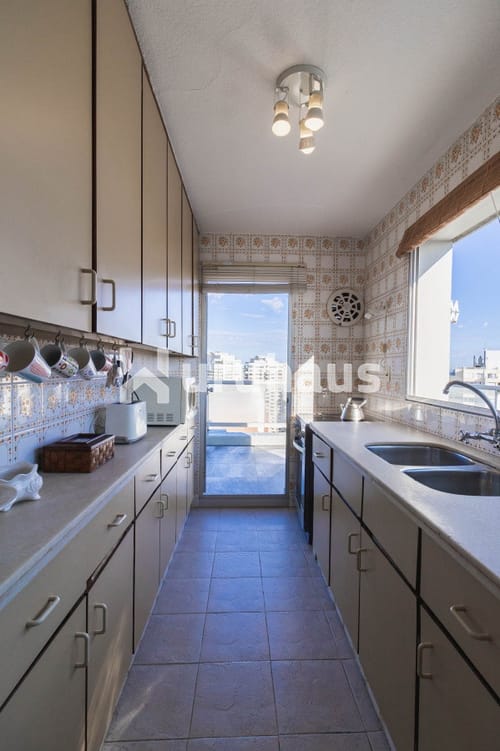 ALQUILER APARTAMENTO DOS DORMITORIOS PUNTA DEL ESTE EDIFICIO TORRES DEL PLATA · Foto 7