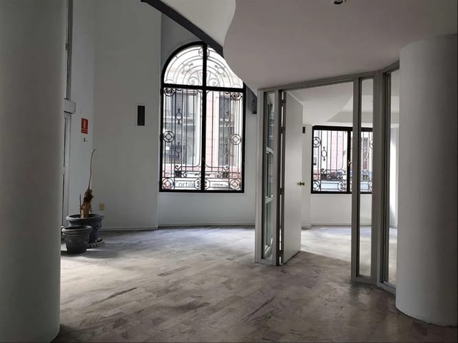 Alquiler Oficina Ciudad Vieja / Zabala Y 25 De Mayo · Foto 3