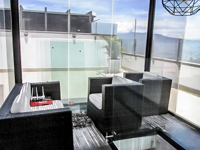 Apartamento de 2 alcobas en arriendo en El Poblado, Medellín, 250 m² · foto 7 de 15