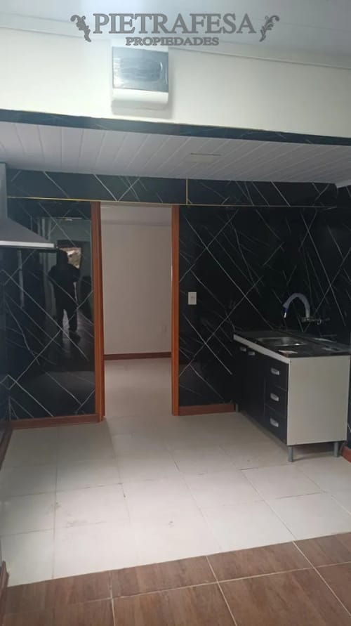 Casa en alquiler, 2 dormitorio, 1 baño, patio, cochera. Solymar. · Foto 6