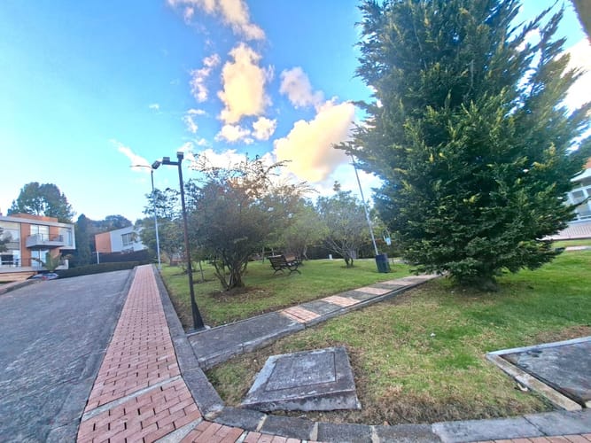 Apartamento en venta en Colina Campestre, Bogotá · foto 3 de 12