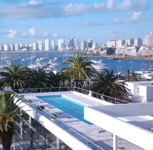 Alquiler anual de monoambiente en Punta del Este a media cuadra del puerto! · Foto 2