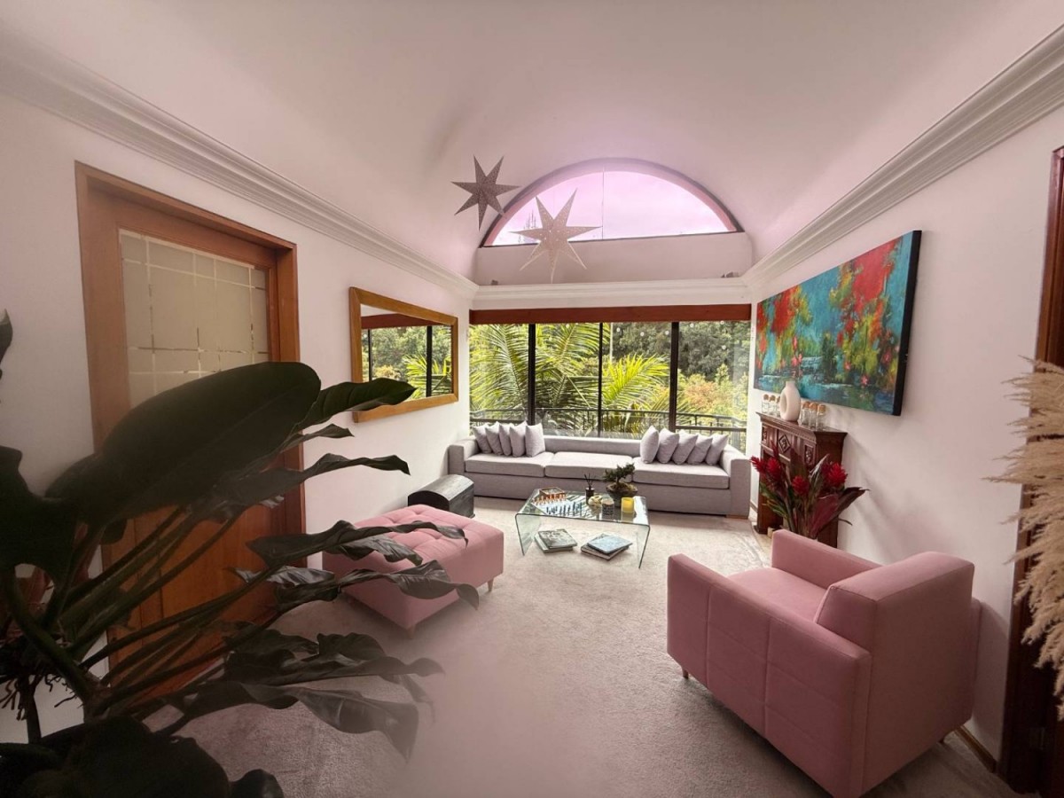 Apartamento en venta en Niza, Bogotá · foto 2 de 24
