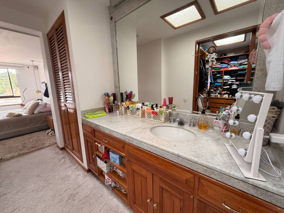 Apartamento en venta en Niza, Bogotá · foto 14 de 24