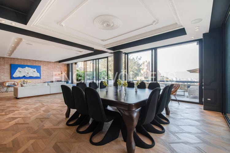 Casa de 4 alcobas en venta en El Refugio, Bogotá, 610 m² · foto 5 de 23
