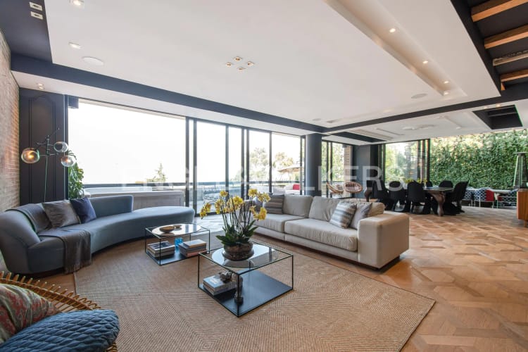 Casa de 4 alcobas en venta en El Refugio, Bogotá, 610 m² · foto 2 de 23