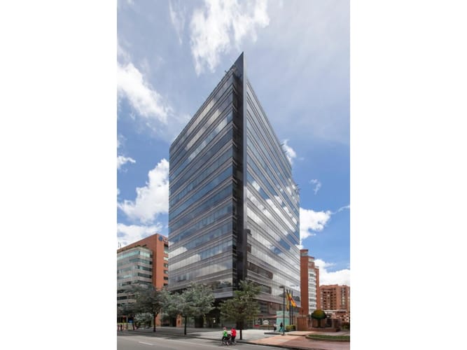 Apartaestudio en arriendo en El Nogal, Bogotá, 113 m² · foto 9 de 12