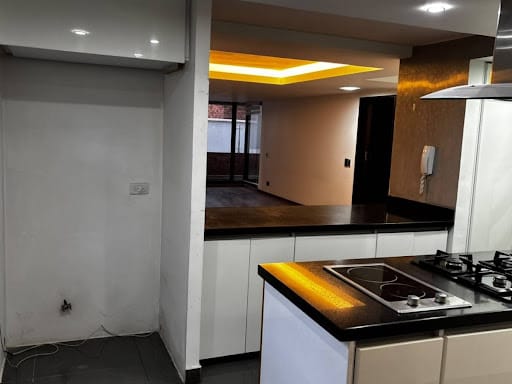 Apartamento en venta en Los Rosales, Bogotá · foto 13 de 24