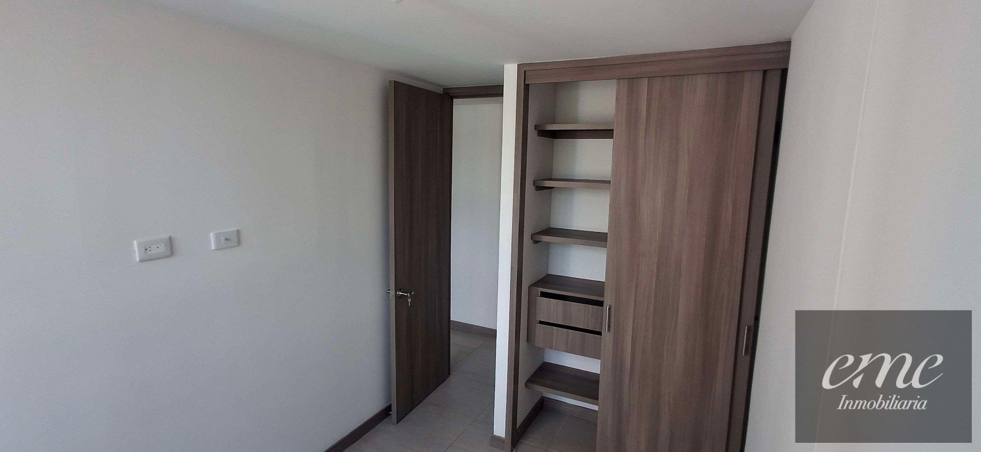 Apartamento en arriendo en Urbanizacion Colinas Del Sur, Itagüí · foto 9 de 18