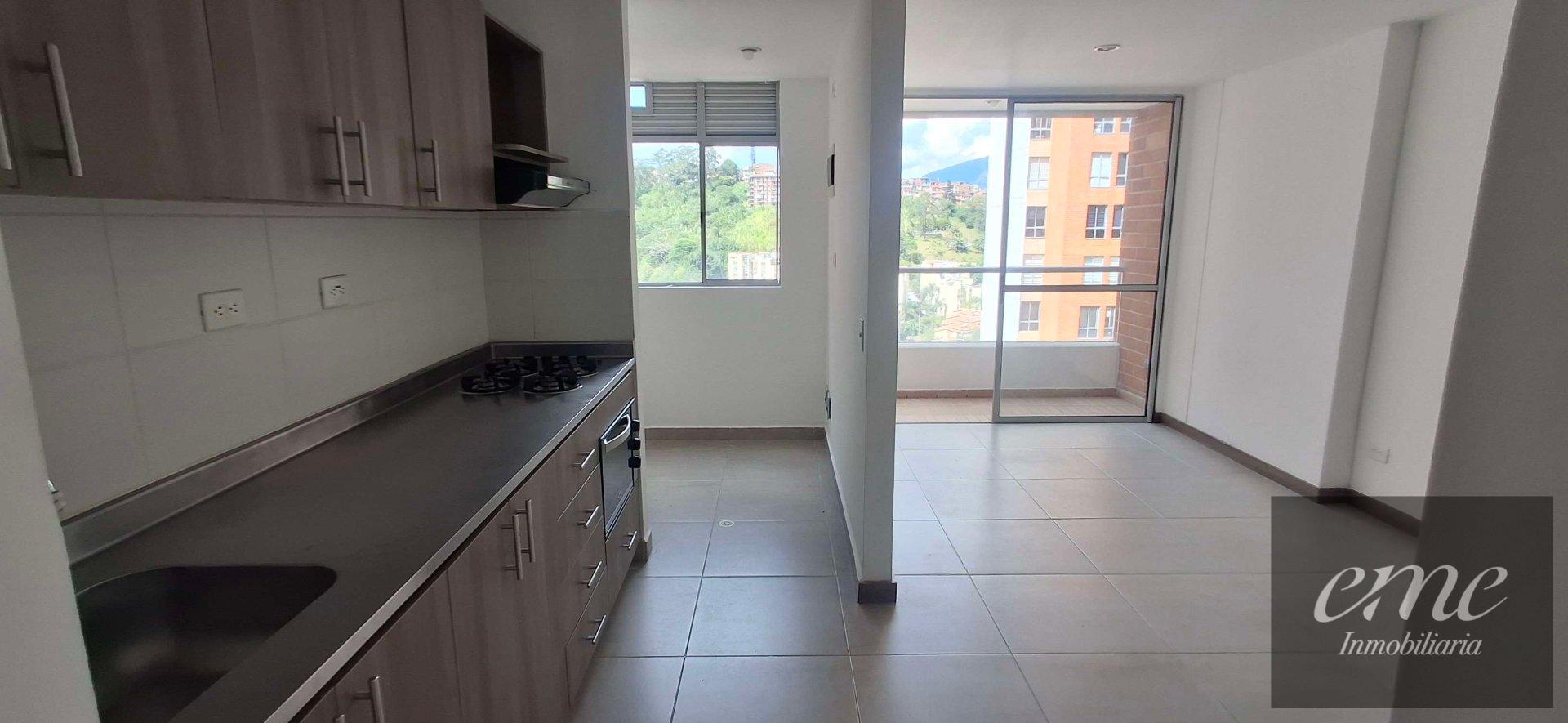 Apartamento en arriendo en Urbanizacion Colinas Del Sur, Itagüí · foto 16 de 18
