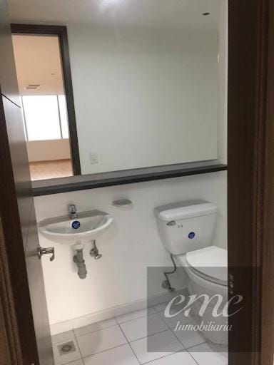 Oficina en arriendo en San Diego, Medellín, 67 m² · foto 6 de 8