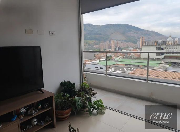 Apartamento de 2 alcobas en venta en Centro, Bello, 79 m² · foto 2 de 12