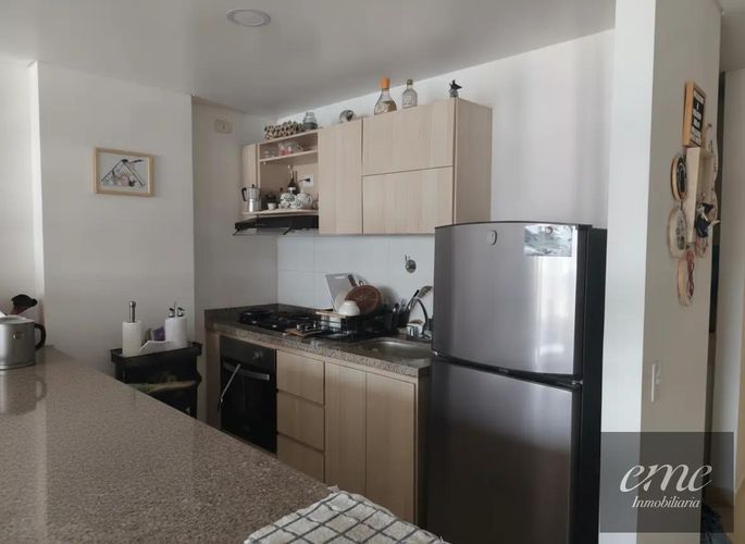 Apartamento de 2 alcobas en venta en Centro, Bello, 79 m² · foto 4 de 12