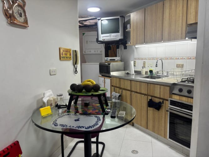 Apartamento de 2 alcobas en venta en Santa Barbara Central, Bogotá, 120 m² · foto 5 de 12