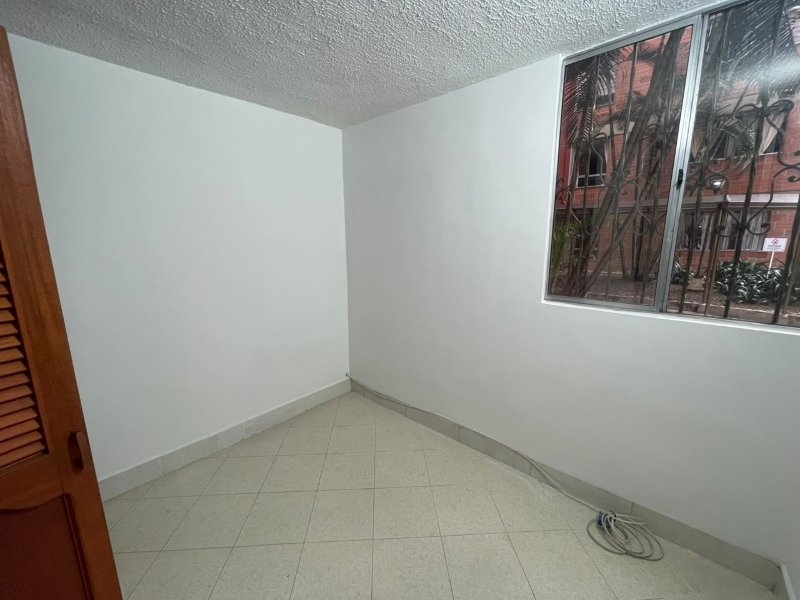 Apartamento en arriendo en Camino Verde, Envigado · foto 5 de 11