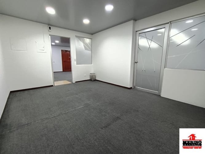 Oficina en arriendo en Guayabal, Medellín, 112 m² · foto 8 de 14