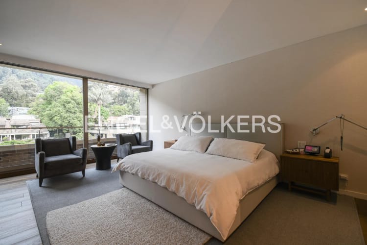 Apartamento de 3 alcobas en venta en Chicó Alto, Bogotá, 384 m² · foto 16 de 18