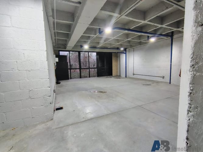 Bodega en arriendo en El Poblado, Medellín, 90 m² · foto 5 de 8