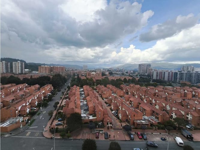 Apartamento en venta en Colina Campestre, Bogotá · foto 2 de 24